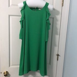 UMGEE Beautiful green cold shoulder high low dress
